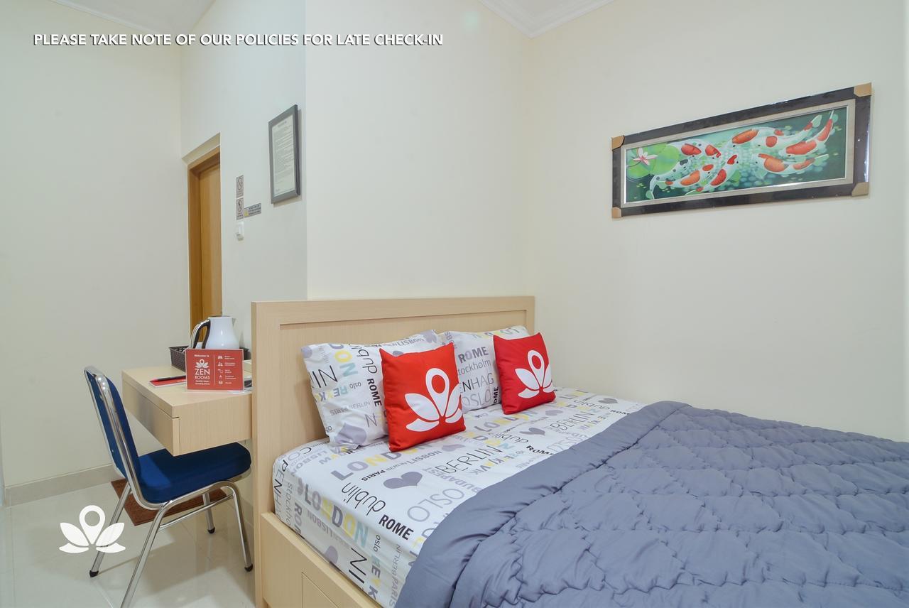 Zen Rooms Near Stasiun Sudirman Jakarta Kültér fotó