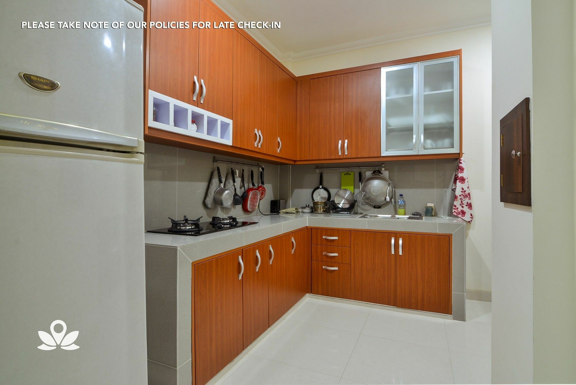 Zen Rooms Near Stasiun Sudirman Jakarta Kültér fotó