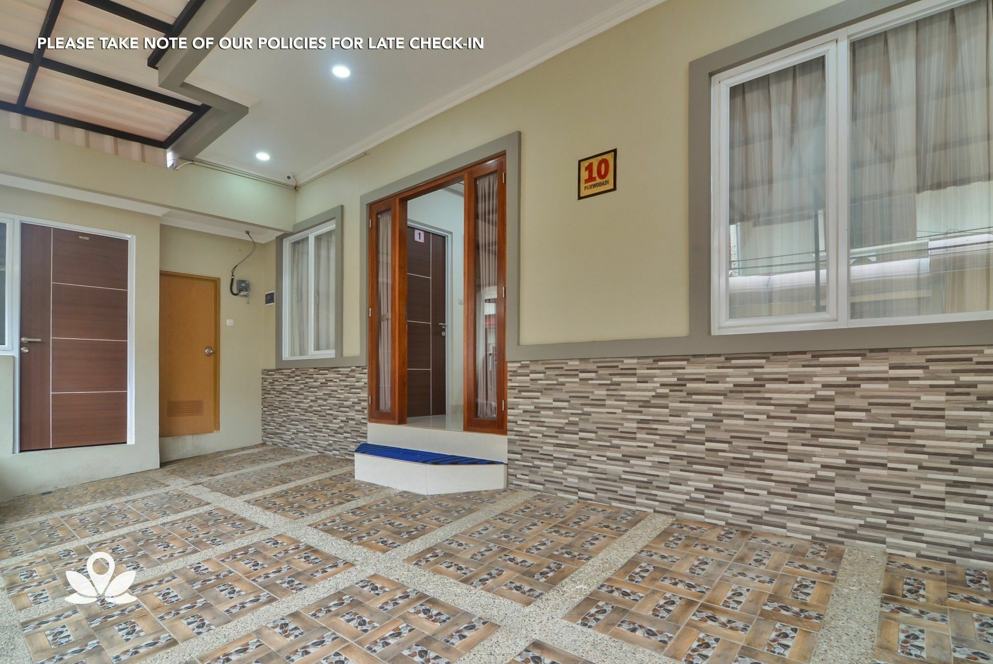 Zen Rooms Near Stasiun Sudirman Jakarta Kültér fotó